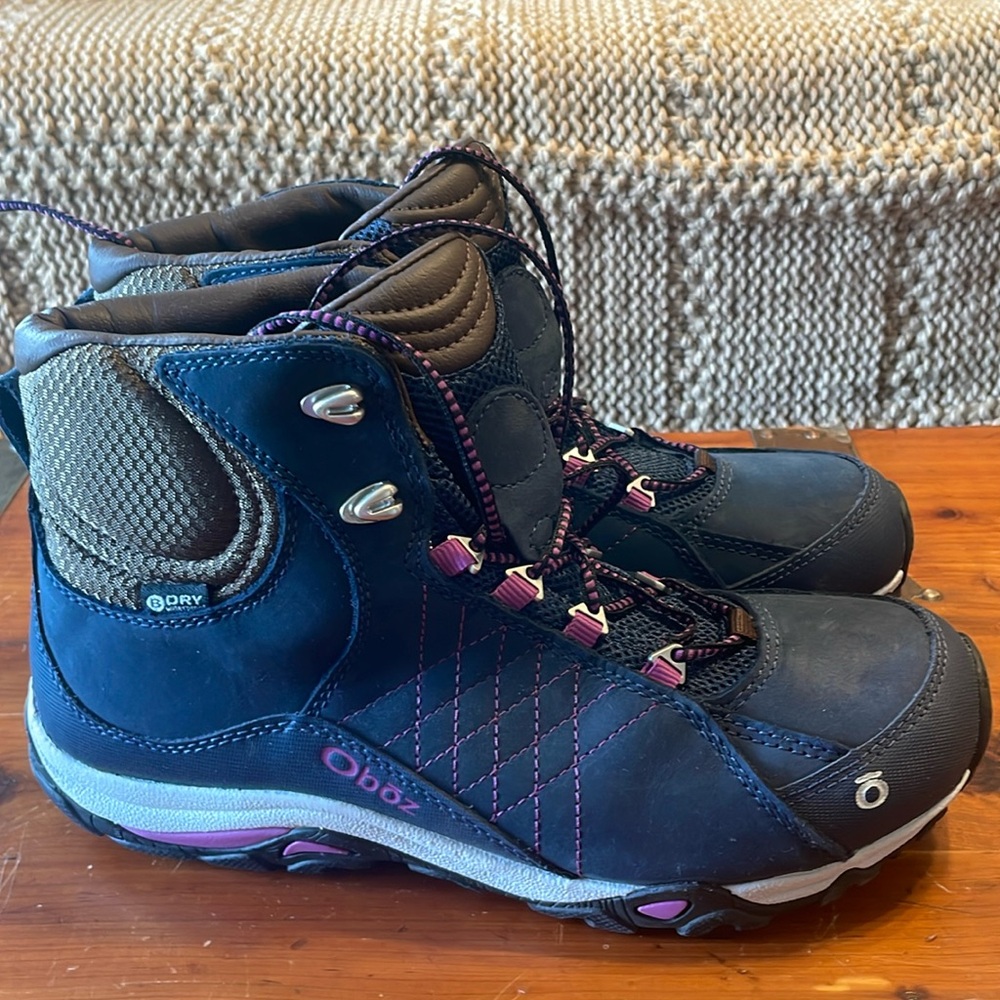 NWOT Oboz hiking boots